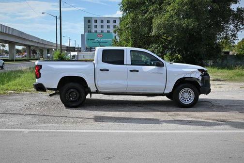 2024 Chevrolet Colorado WT