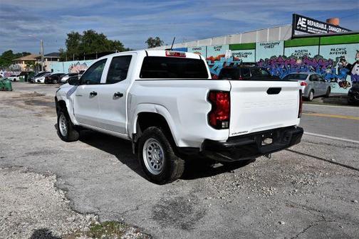 2024 Chevrolet Colorado WT
