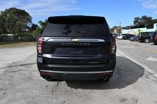2023 Chevrolet Suburban Premier