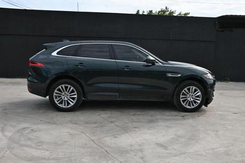 British Racing Green 2018 Jaguar F-PACE 30t Prestige