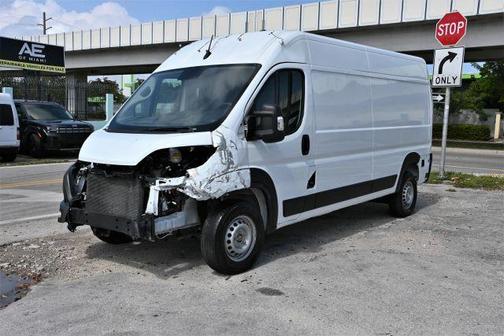 White 2025 RAM ProMaster 2500 High Roof