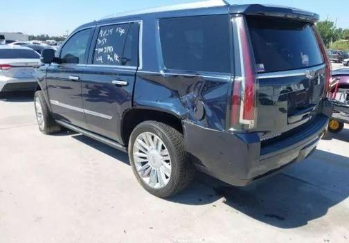 2018 Cadillac Escalade Platinum