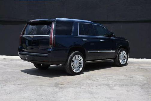 2018 Cadillac Escalade Platinum