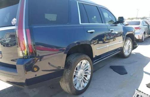 2018 Cadillac Escalade Platinum
