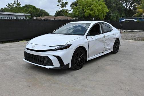 White 2025 Toyota Camry SE