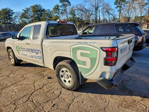 2022 Nissan Frontier S