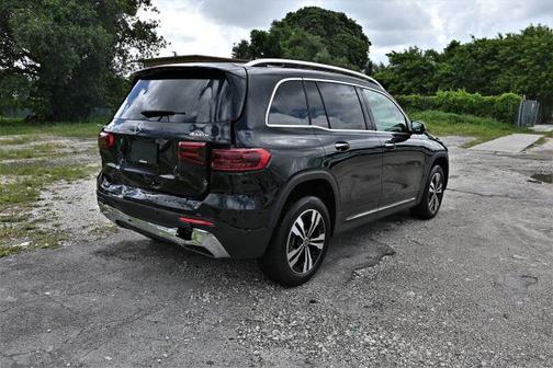 2025 Mercedes-Benz GLB 250 Base 4MATIC
