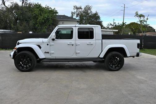 2023 Jeep Gladiator Overland