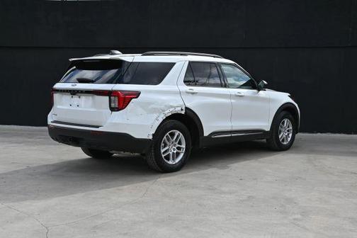 White 2025 Ford Explorer Active