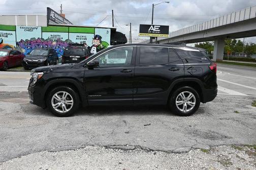 2024 GMC Terrain SLE