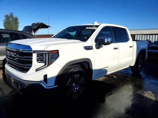 White 2025 GMC Sierra 1500 SLT