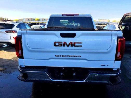 White 2025 GMC Sierra 1500 SLT
