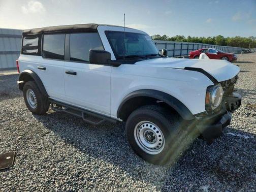 White 2025 Ford Bronco Base