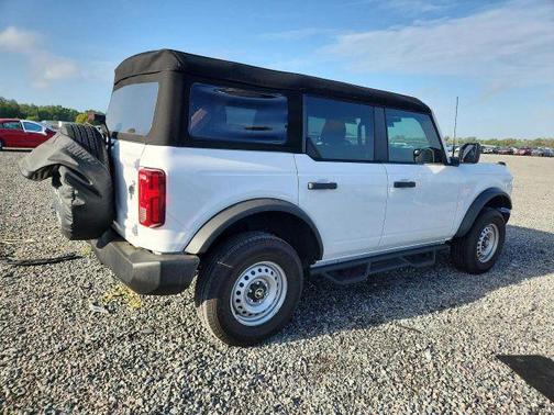 White 2025 Ford Bronco Base