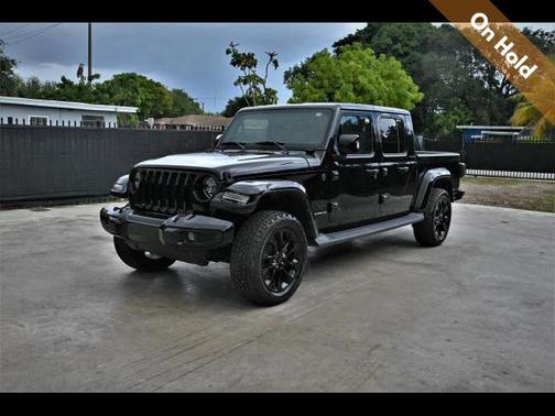 2022 Jeep Gladiator Overland