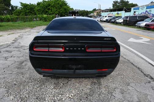 2015 Dodge Challenger SRT Hellcat
