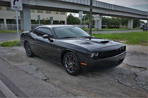 2015 Dodge Challenger SRT Hellcat
