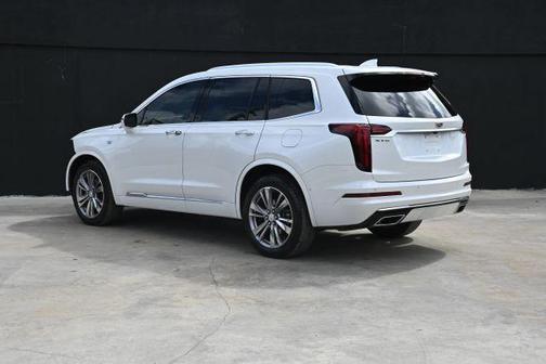 2023 Cadillac XT6 Premium Luxury FWD