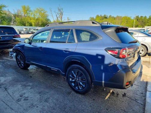 Cosmic Blue Pearl 2023 Subaru Outback Onyx Edition