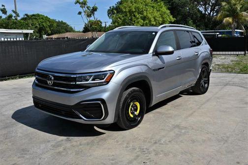 Pyrite Silver Metallic 2022 Volkswagen Atlas 3.6 V6 SEL R-Line
