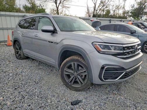 Pyrite Silver Metallic 2022 Volkswagen Atlas 3.6 V6 SEL R-Line