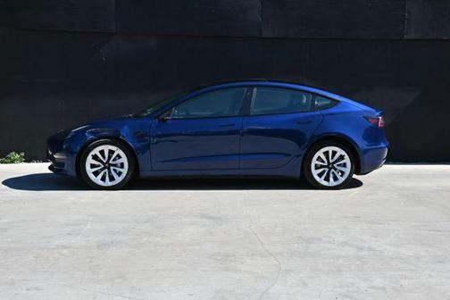 2022 Tesla Model 3 Base