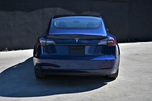 2022 Tesla Model 3 Base