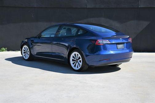 2022 Tesla Model 3 Base