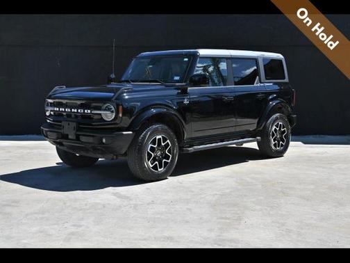 2023 Ford Bronco Outer Banks