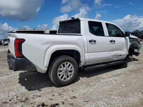 2025 Toyota Tacoma SR