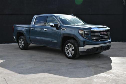 2024 GMC Sierra 1500 SLT