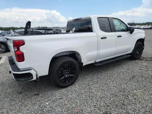 White 2025 Chevrolet Silverado 1500 Custom