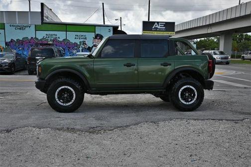 2023 Ford Bronco 
