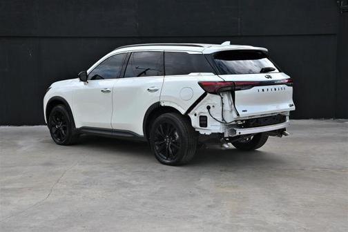 Majestic White 2025 INFINITI QX60 Luxe