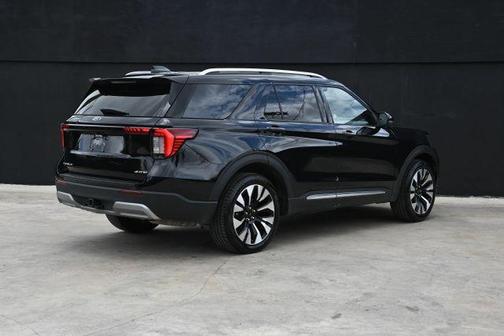 Black 2025 Ford Explorer Platinum