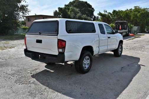 2022 Toyota Tacoma SR5