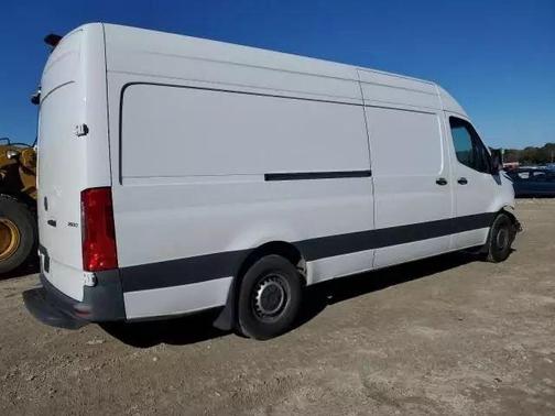 2022 Mercedes-Benz Sprinter 2500 HIGH ROOF W/170 WB