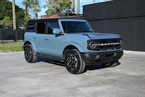 2023 Ford Bronco Outer Banks