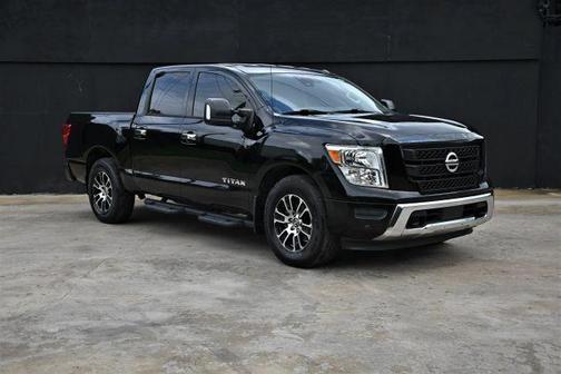 2021 Nissan Titan SV