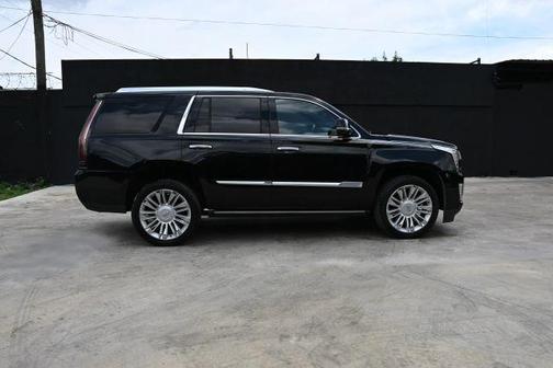 2020 Cadillac Escalade Platinum