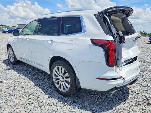 White 2024 Cadillac XT6 Premium Luxury AWD