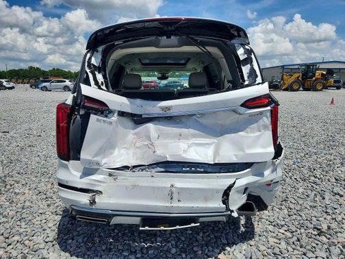 White 2024 Cadillac XT6 Premium Luxury AWD