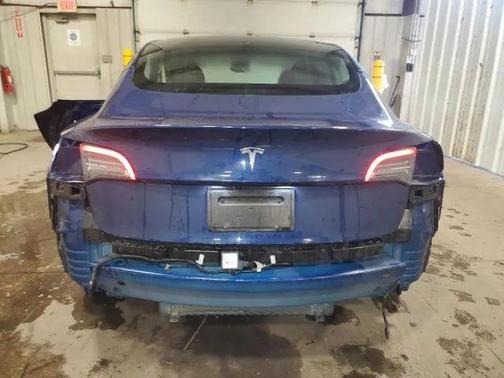 2022 Tesla Model 3 Base