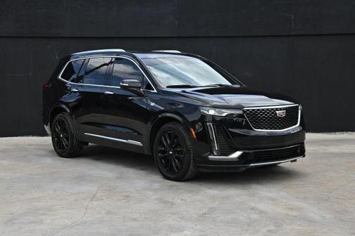 Black 2023 Cadillac XT6 Luxury FWD