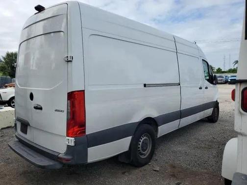 2022 Mercedes-Benz Sprinter 2500 HIGH ROOF W/170 WB