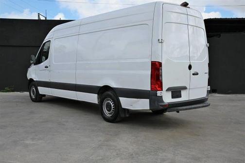 2022 Mercedes-Benz Sprinter 2500 HIGH ROOF W/170 WB