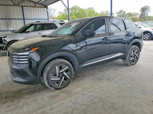 Super Black 2025 Nissan Kicks SV