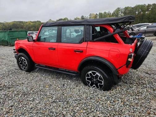 2022 Ford Bronco Base