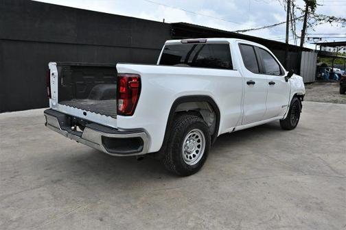 White 2022 GMC Sierra 1500 Pro