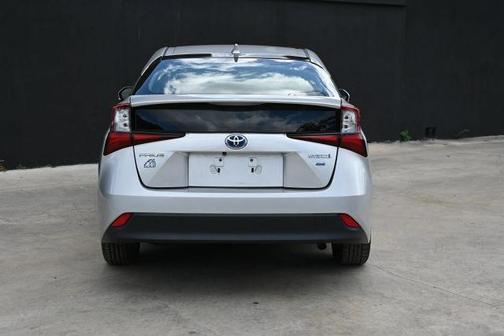 2022 Toyota Prius L